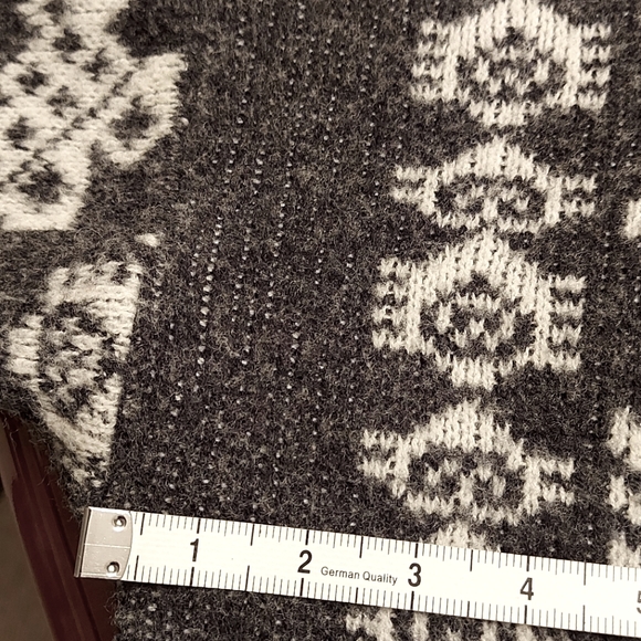 Bay Club Vintage wool blend sweater - Picture 9 of 10